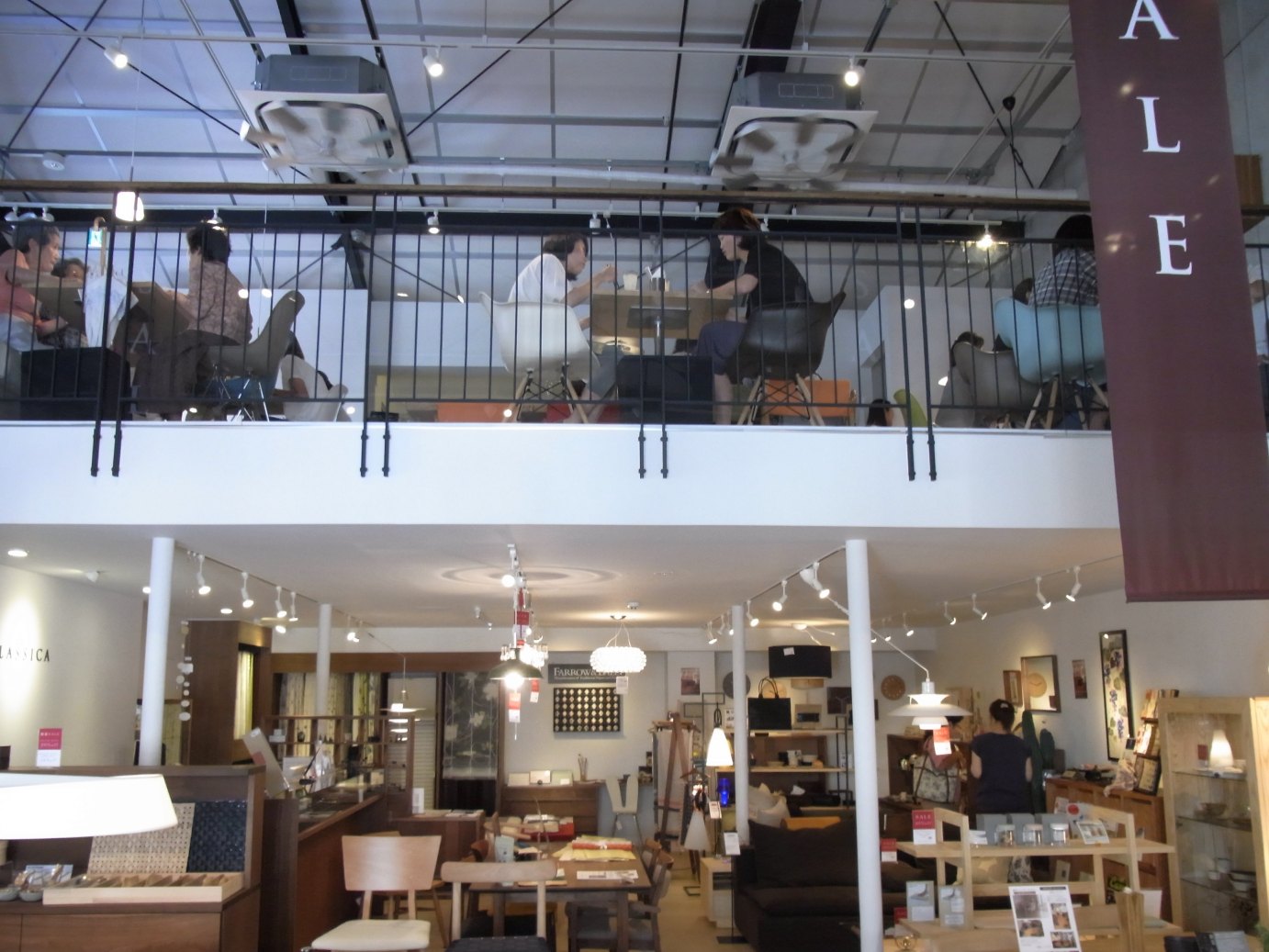 トミオ倉庫改装工事【Cote Cafe】